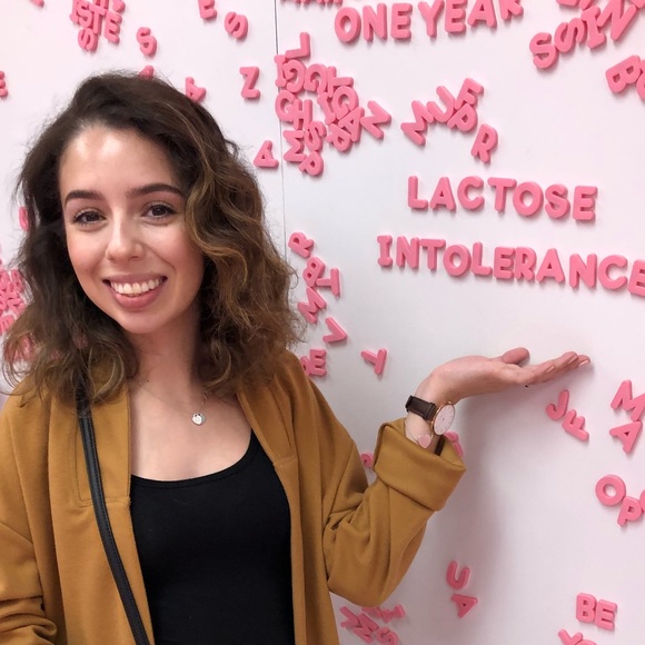 Meet your Posher, Rosy - Picture 1 of 1